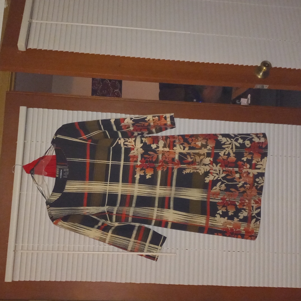 Liz Claiborne patterned size 14 new dress with beautiful scarf.  Long sleeve.